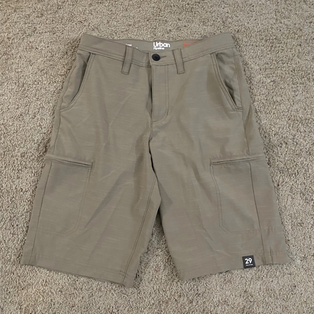 Men’s Khaki Cargo Shorts